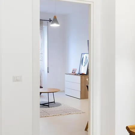 Apartament Piazzale Delle Province A 2 Passi Dalla Metro Aria Condizionata Wifi E Smart Tv